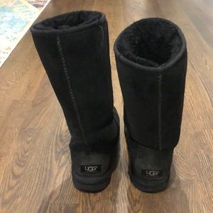 UGG Shoes - Classic Black Ugg Boots UGG Shoes - Classic Black Ugg Boots